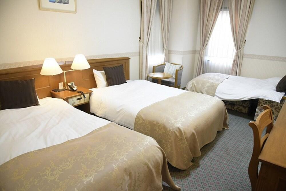בפו Hotel Arthur Kitahama Base מראה חיצוני תמונה